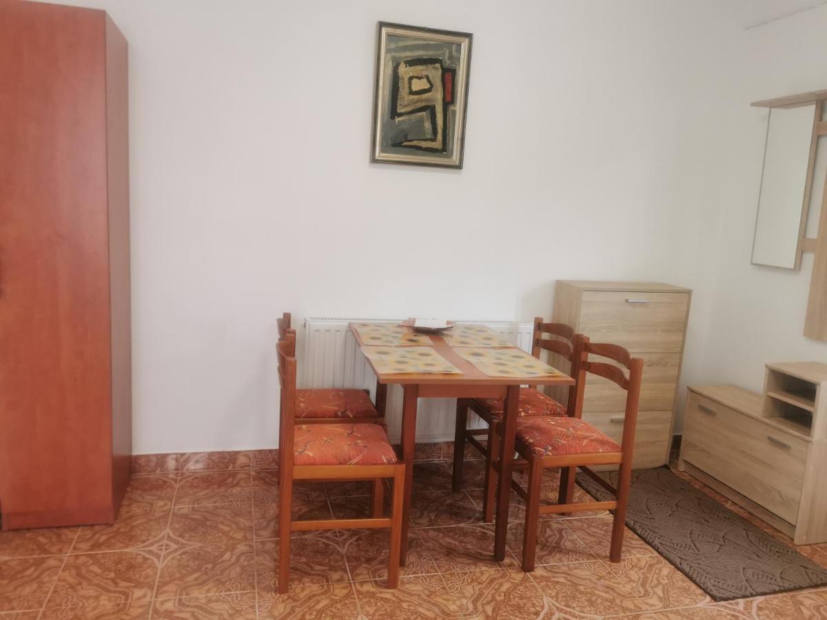 Bm Apartman Zalakaros Buitenkant foto