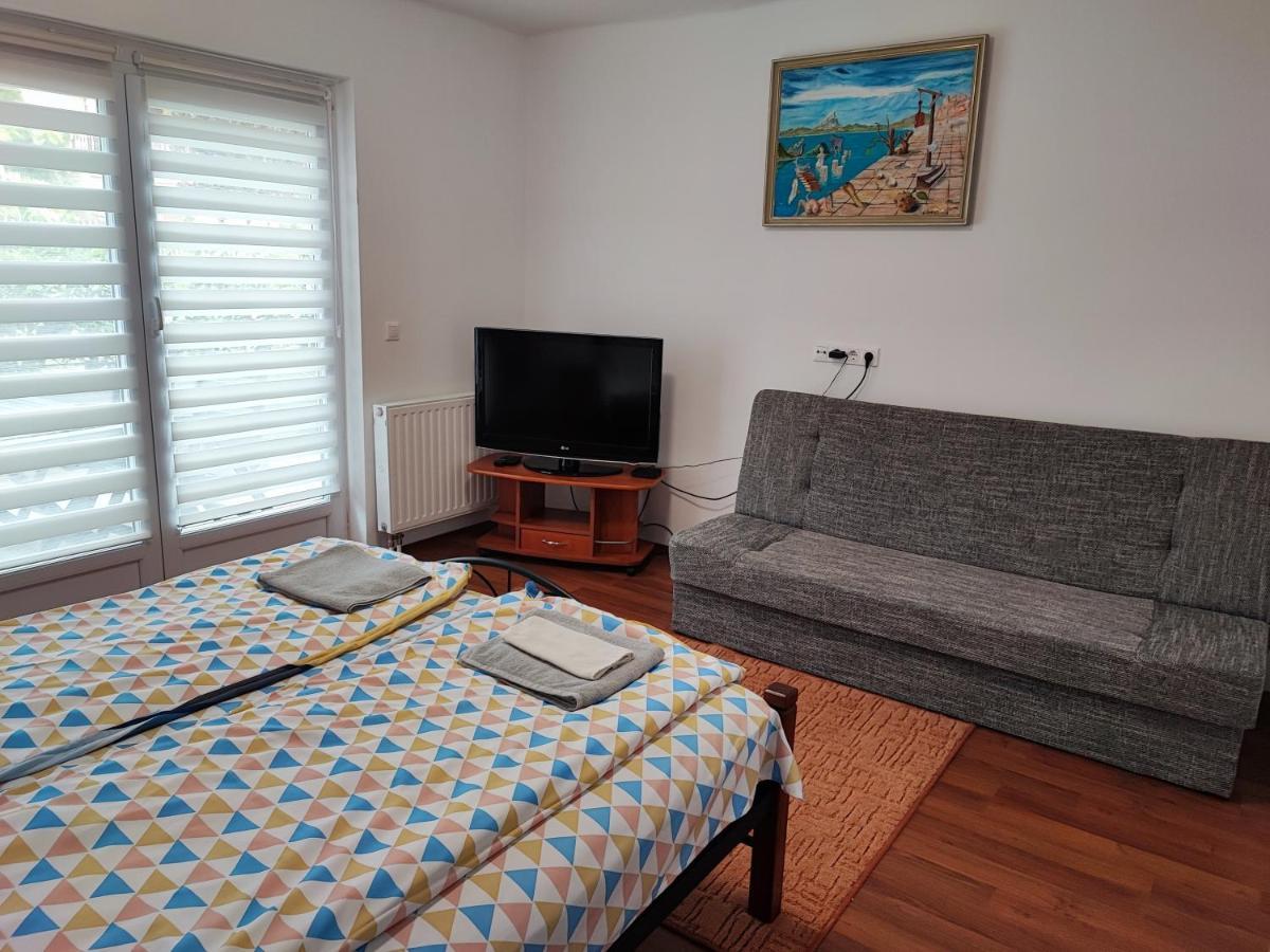Bm Apartman Zalakaros Buitenkant foto